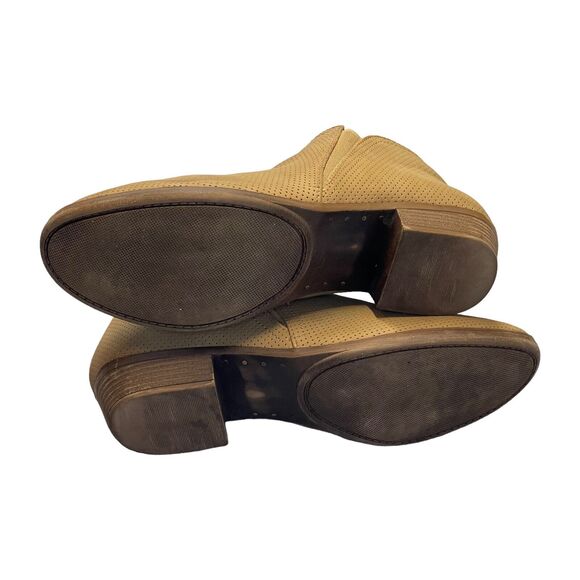 Rampage Tesla Women's Tan Stacked Cuban Heel Perforated Ankle Bootie Size US 10M - Picture 8 of 8